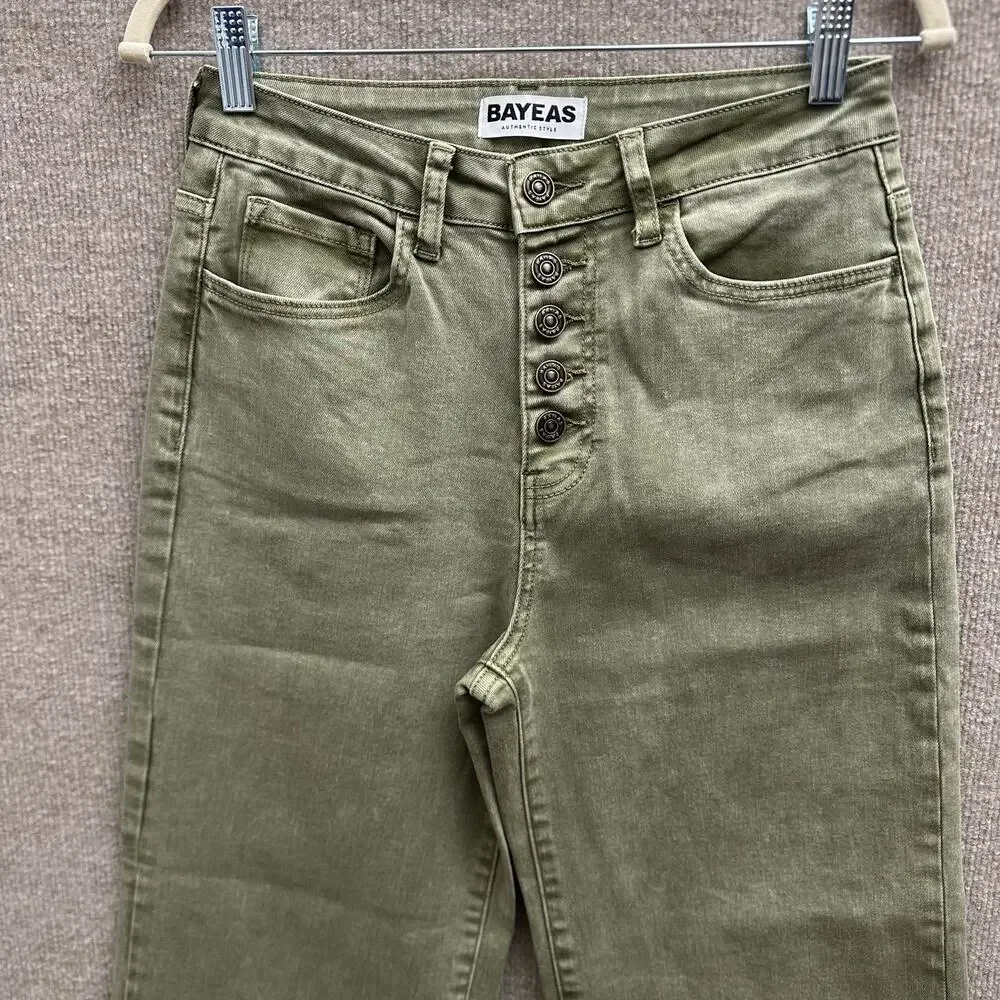 Bayeas never worn